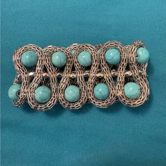 Jewelry - Silver and Turquoise Beaded Bracelet
*6 for $20